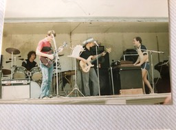 George (drums) Nick (guitar) Shannon (bass) Greg (Keys)